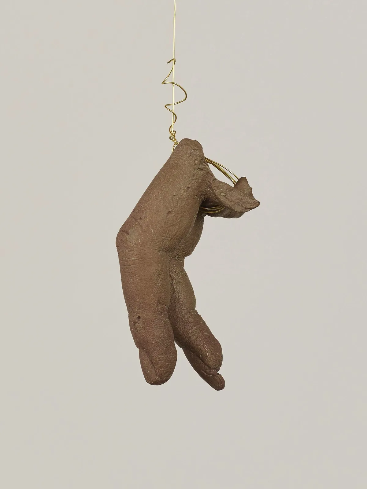 Kelly Akashi, Finger Figure, 2016