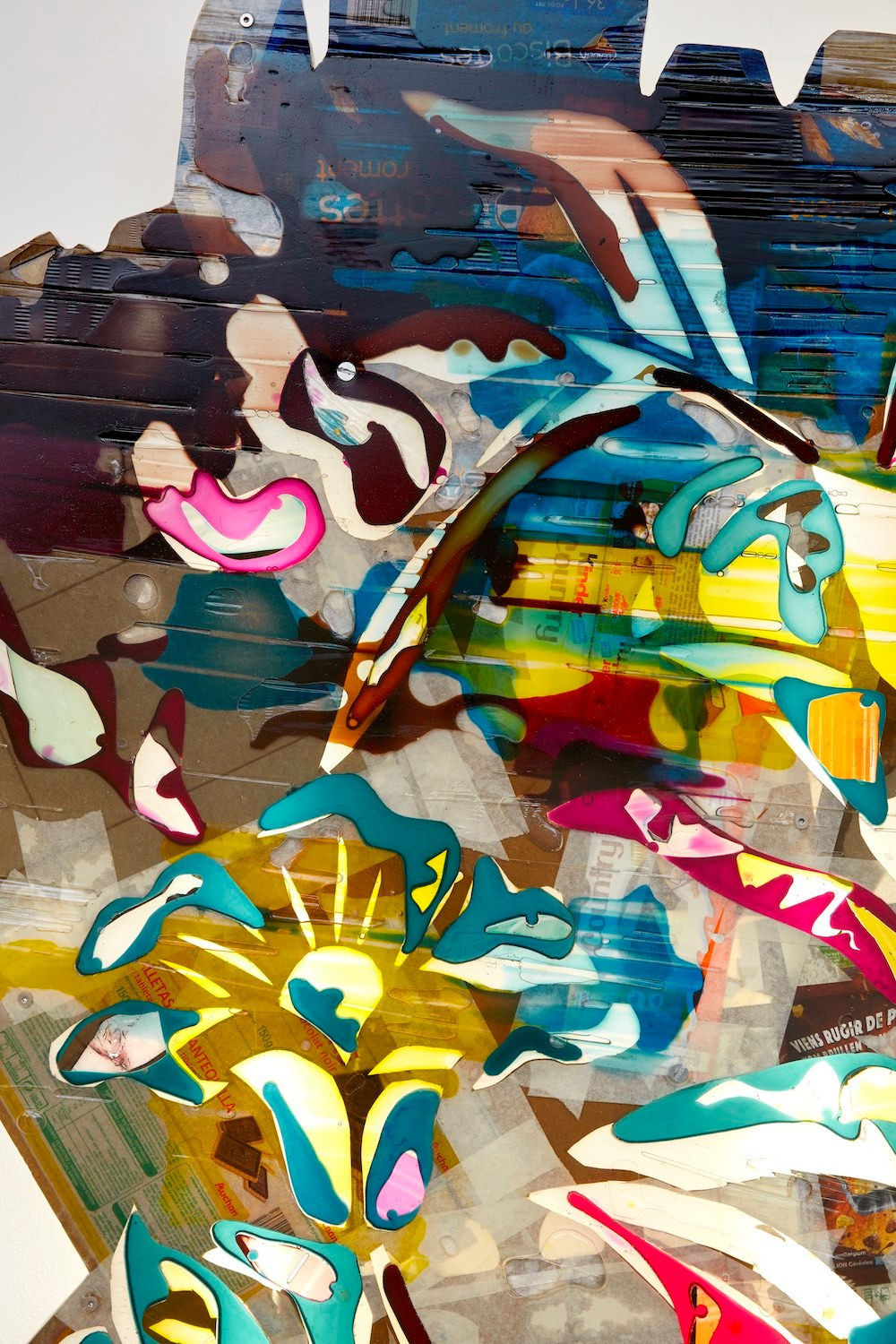 Neïl Beloufa, Flowers Gh8765, 2020