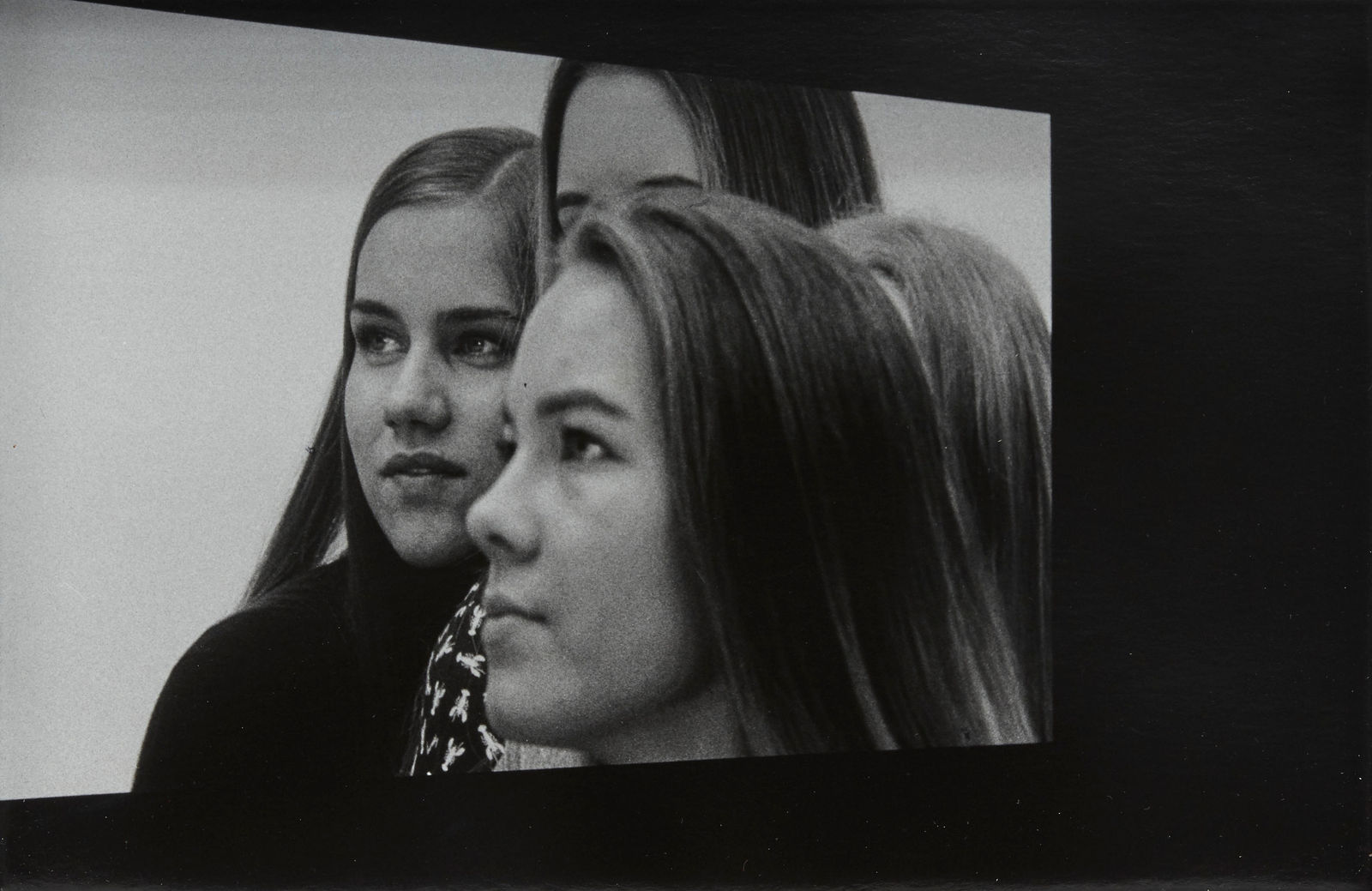 Em Rooney, Rineke Dijkstra's Girls at the Rijksmuseum, 2020
