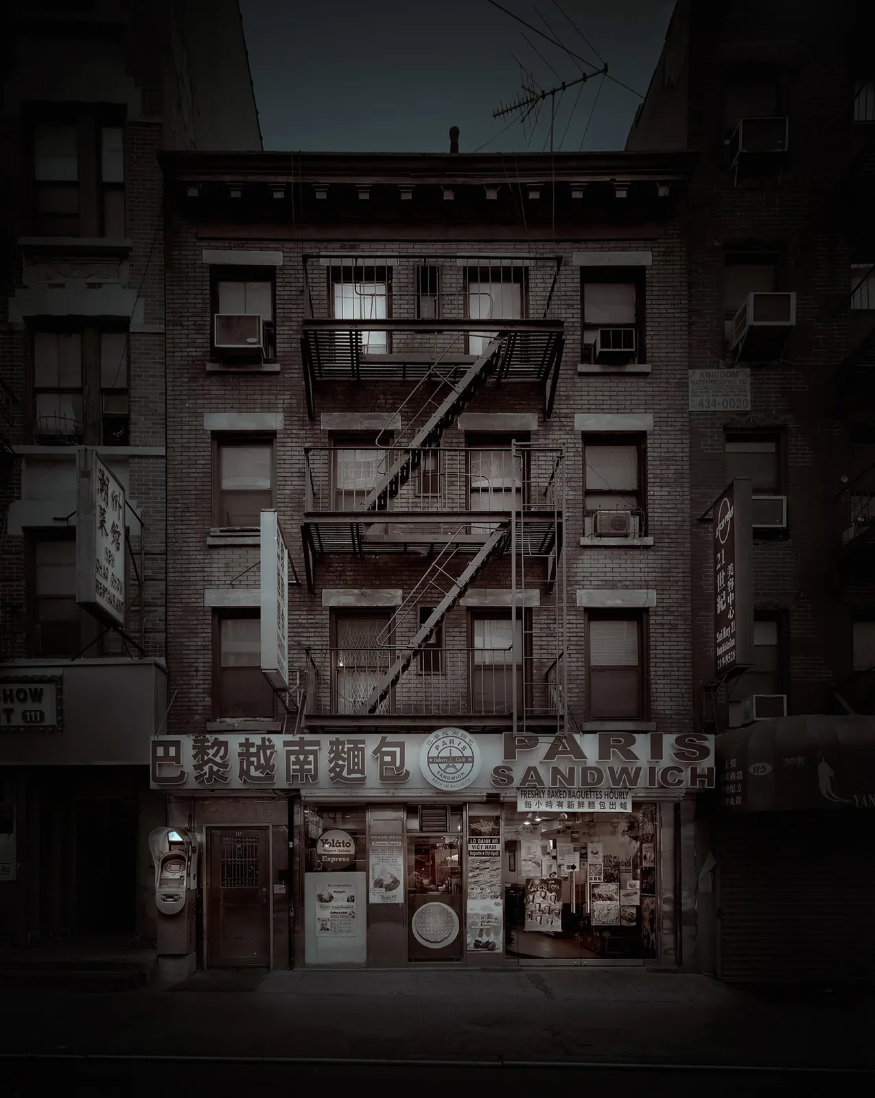 Michael massaia photograph of paris sandwich in new york city