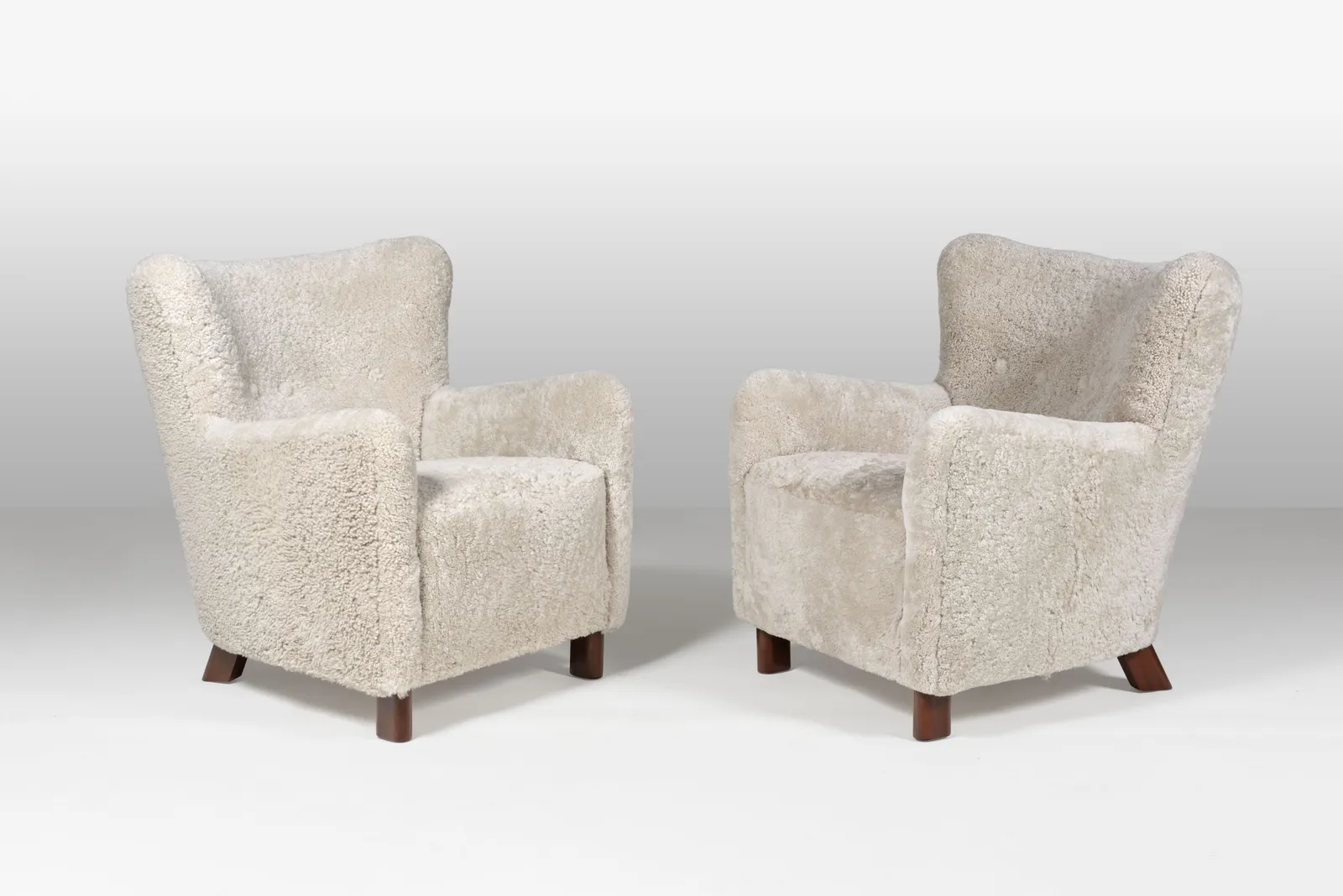 Fritz Hansen, Pair of armchairs, ca. 1940