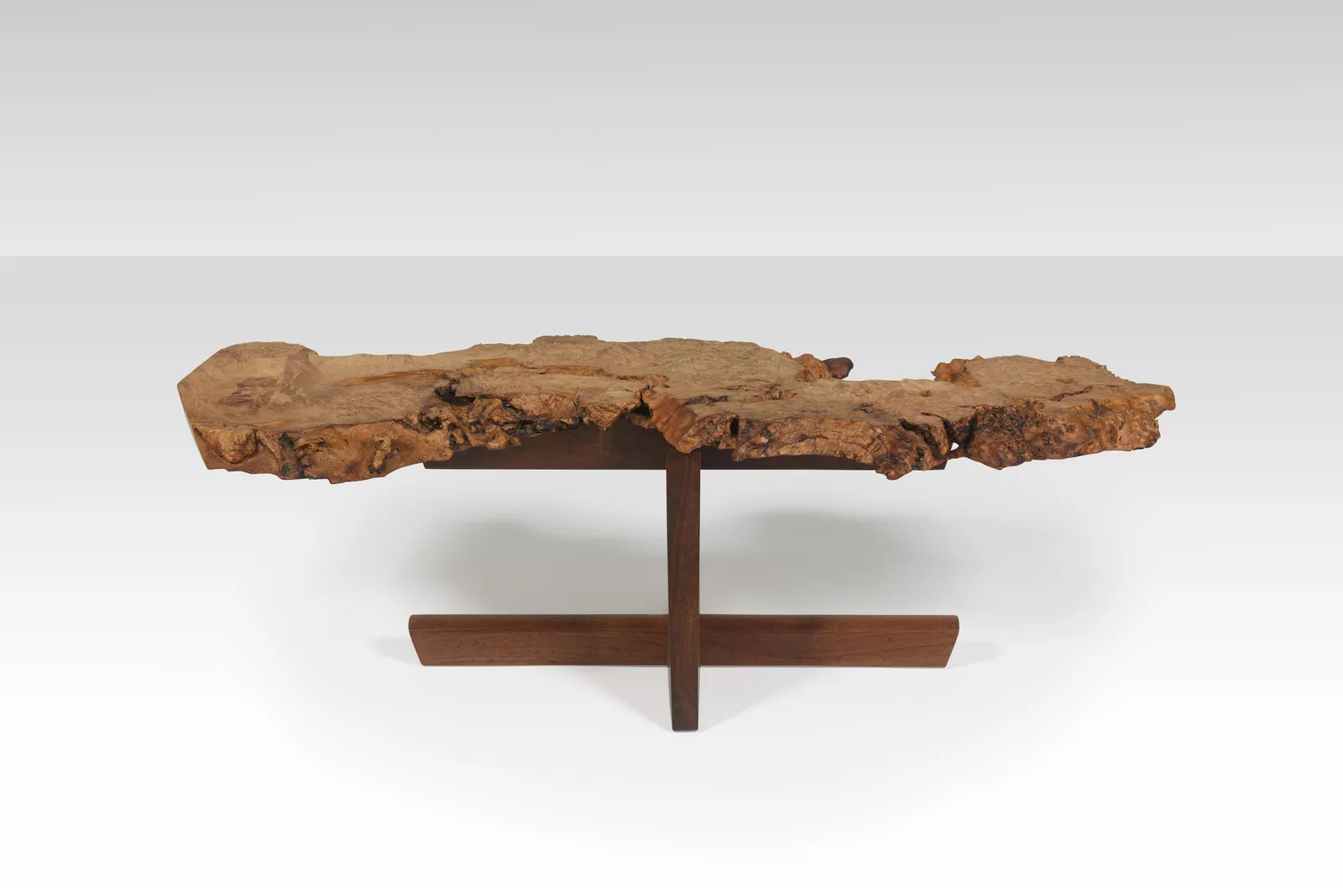 George Nakashima, A Minguren I coffee table