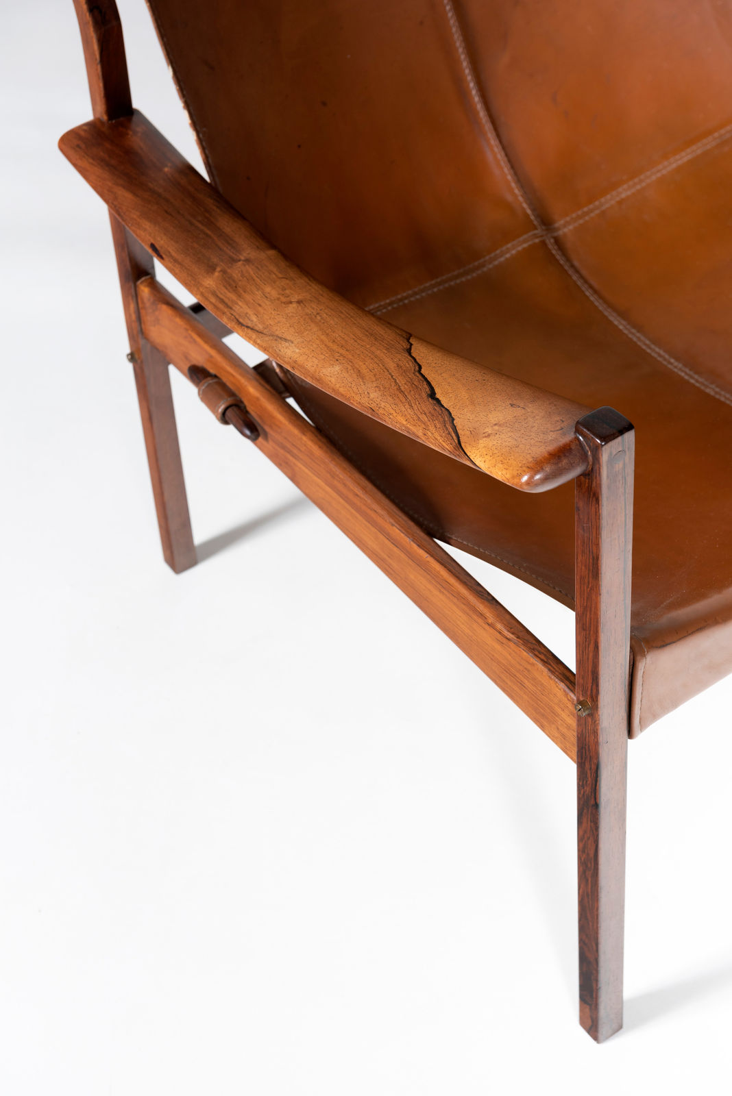 Jorge Zalszupin, Pair of rare armchairs , ca. 1960