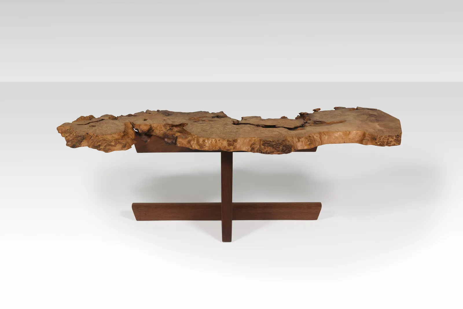 George Nakashima, A Minguren I coffee table