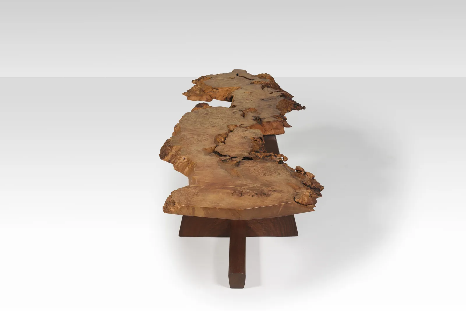 George Nakashima, A Minguren I coffee table