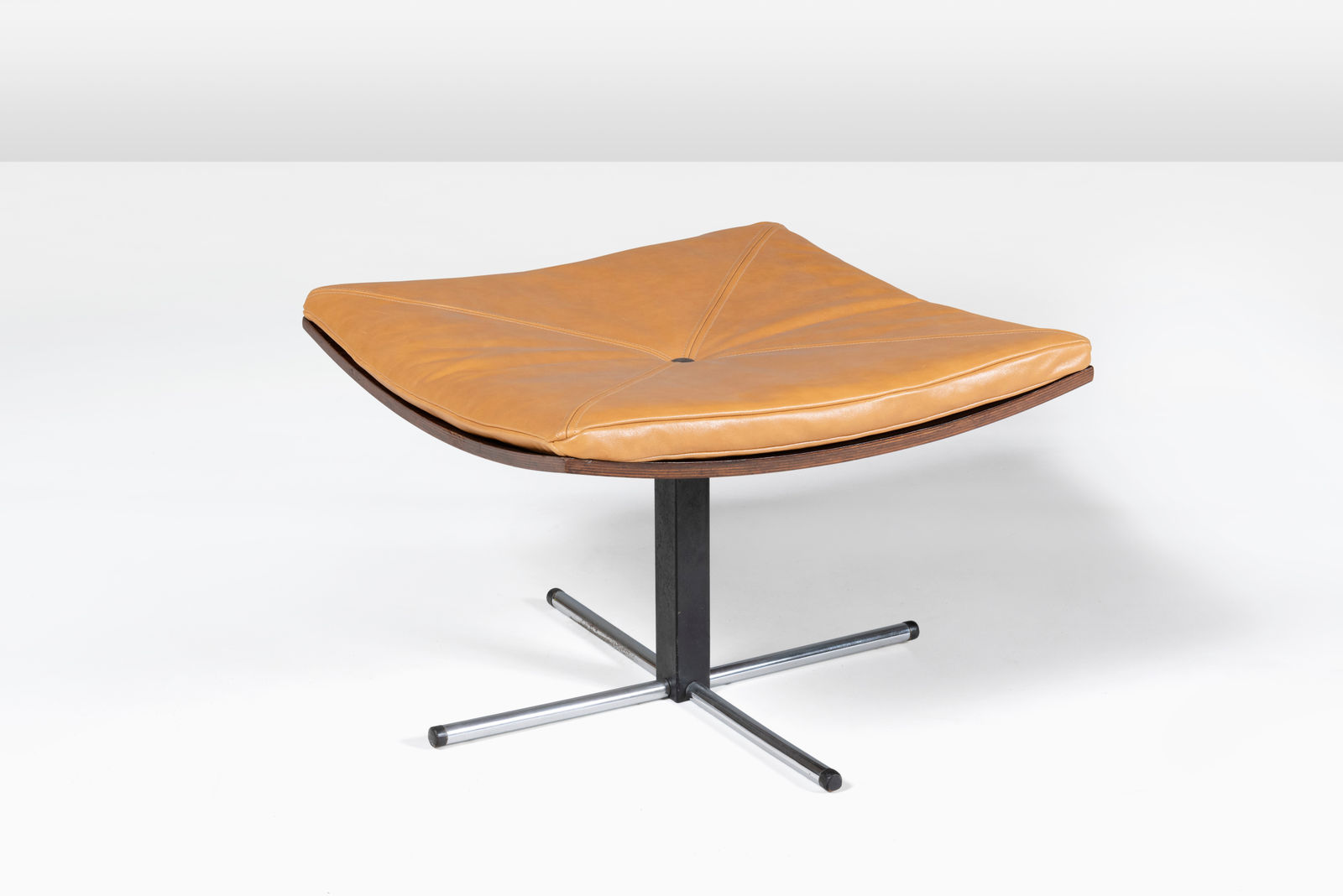 Jorge Zalszupin, "Drink" stool, 1959