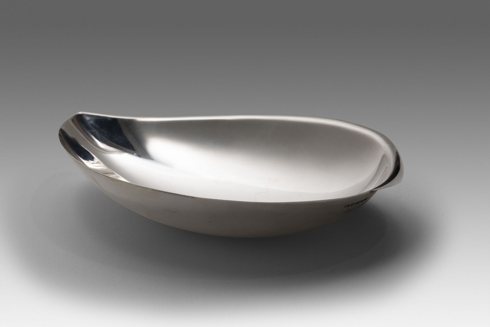 Tapio Wirkkala, Dish, 1957