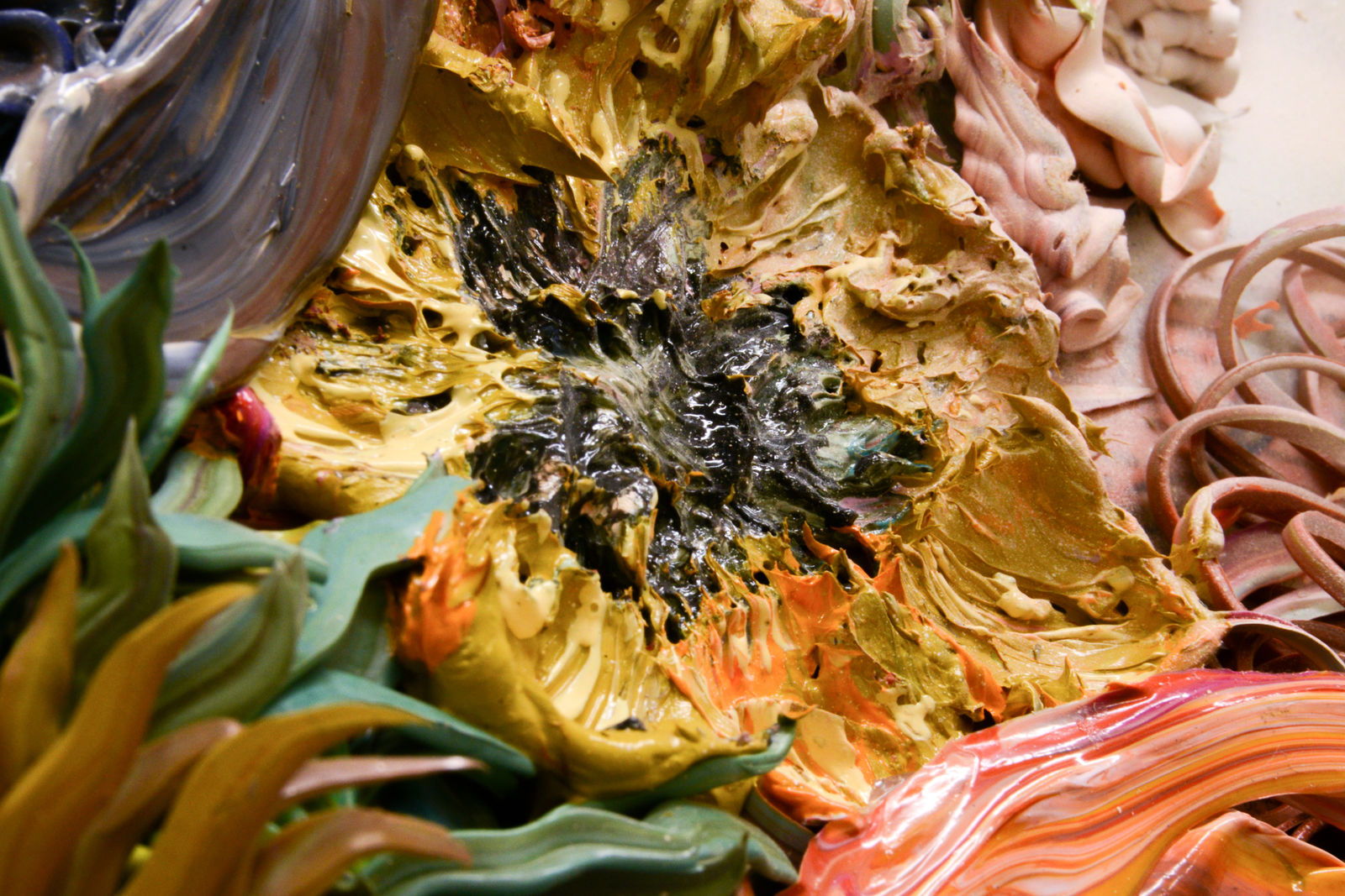 Gordon Cheung, Augury of Foshan, 2022