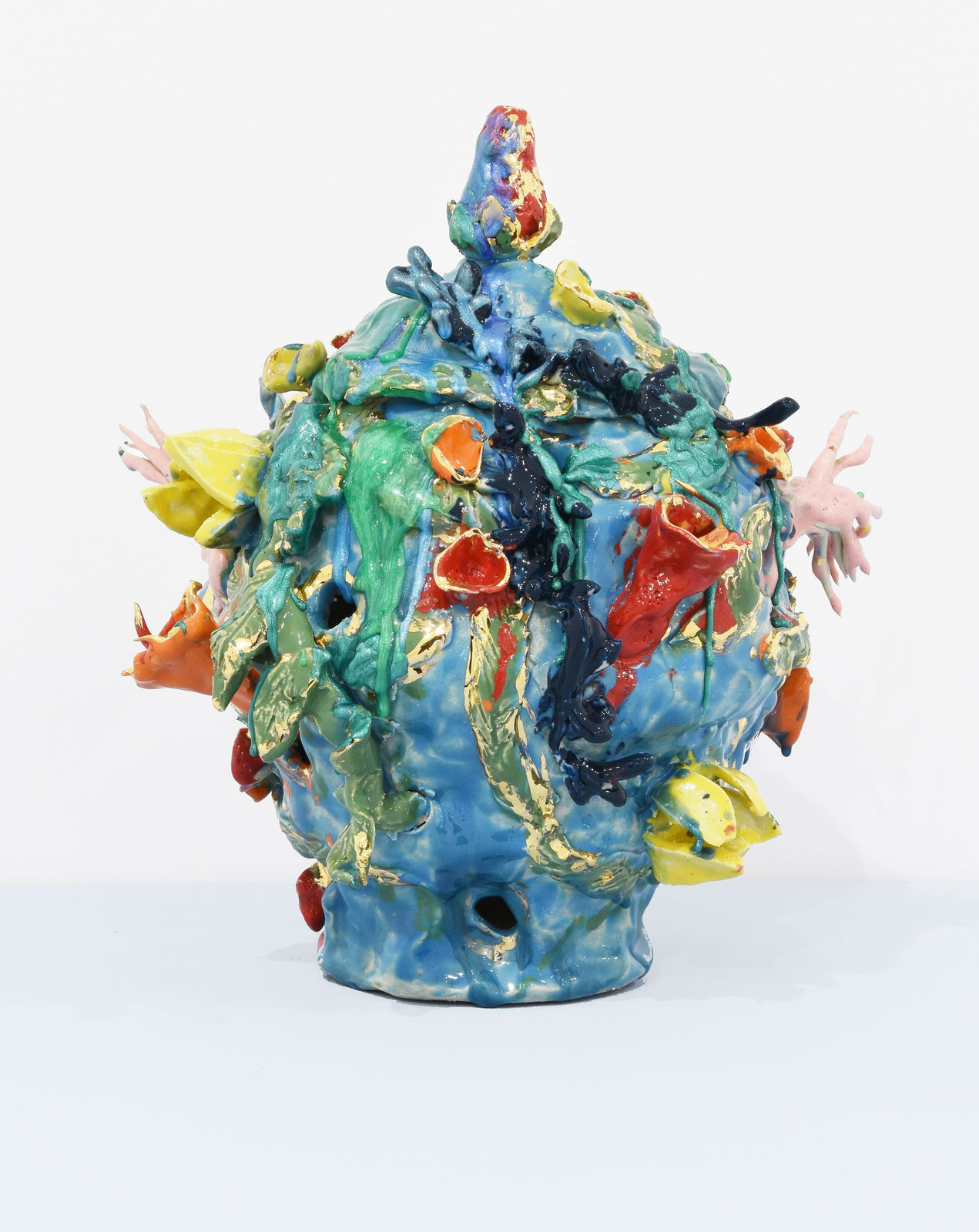 Virginia Leonard, Urn for unwanted limbs and other things, 2023