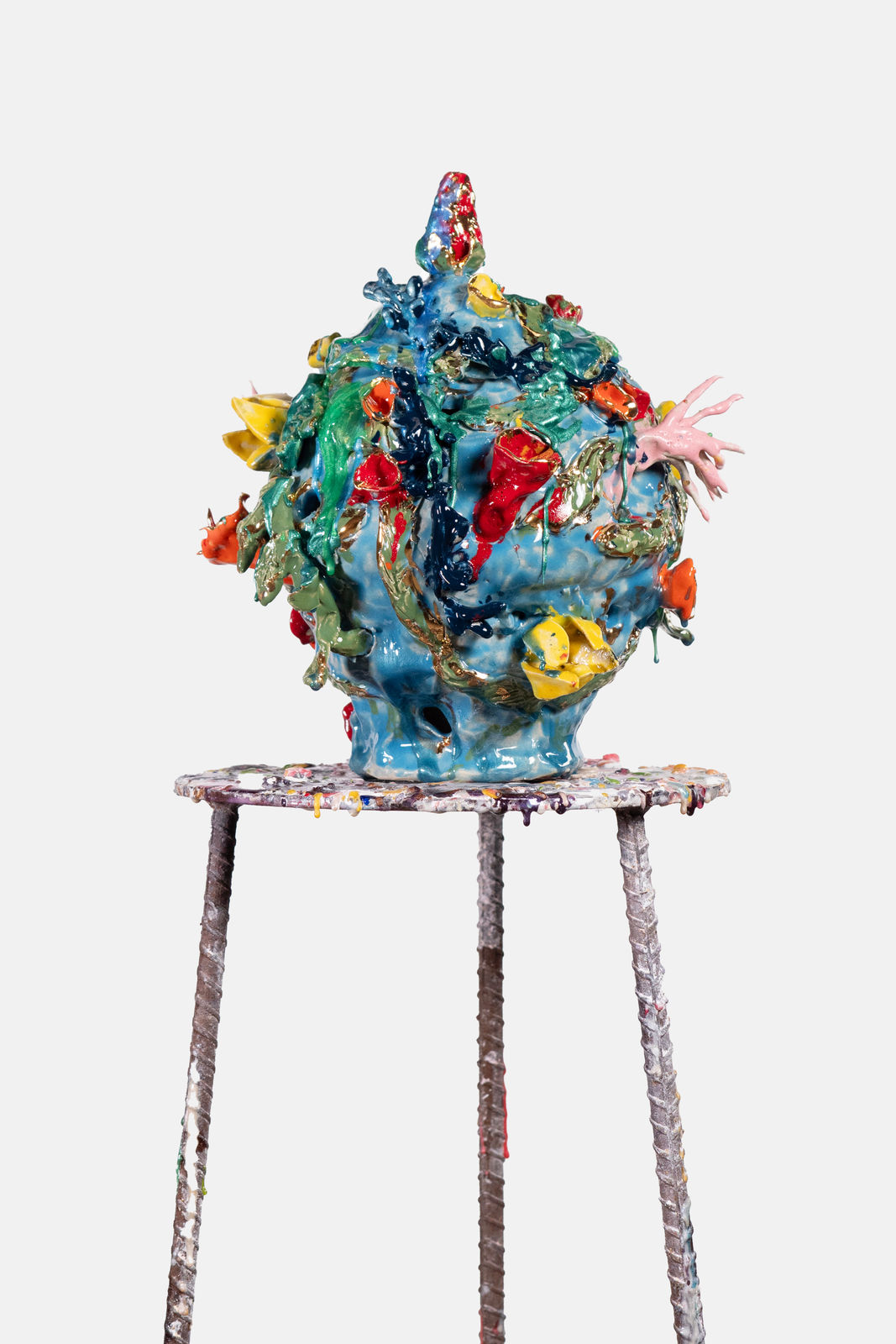 Virginia Leonard, Urn for unwanted limbs and other things, 2023