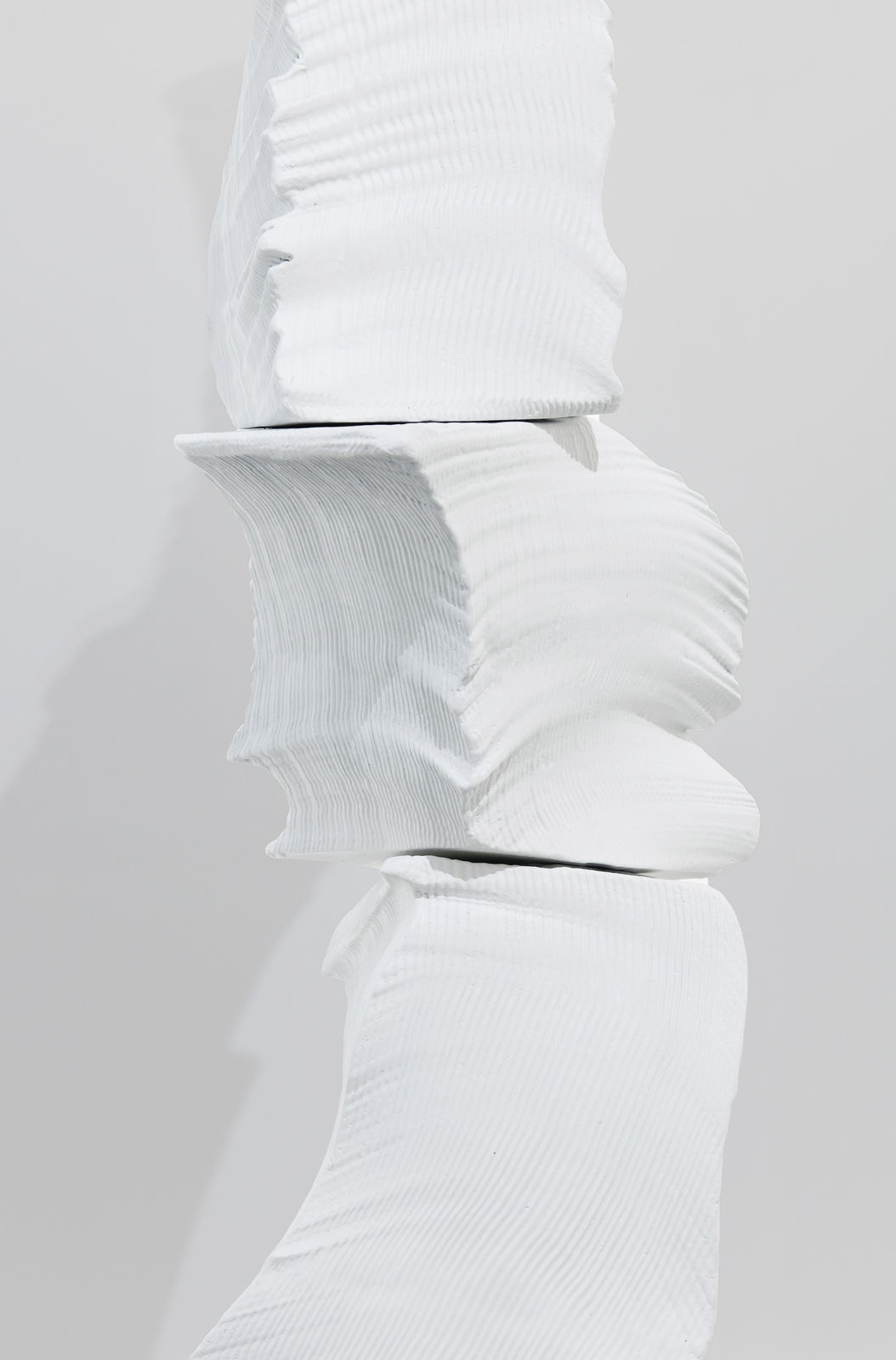 Lee Bae, Brushstroke, 2023