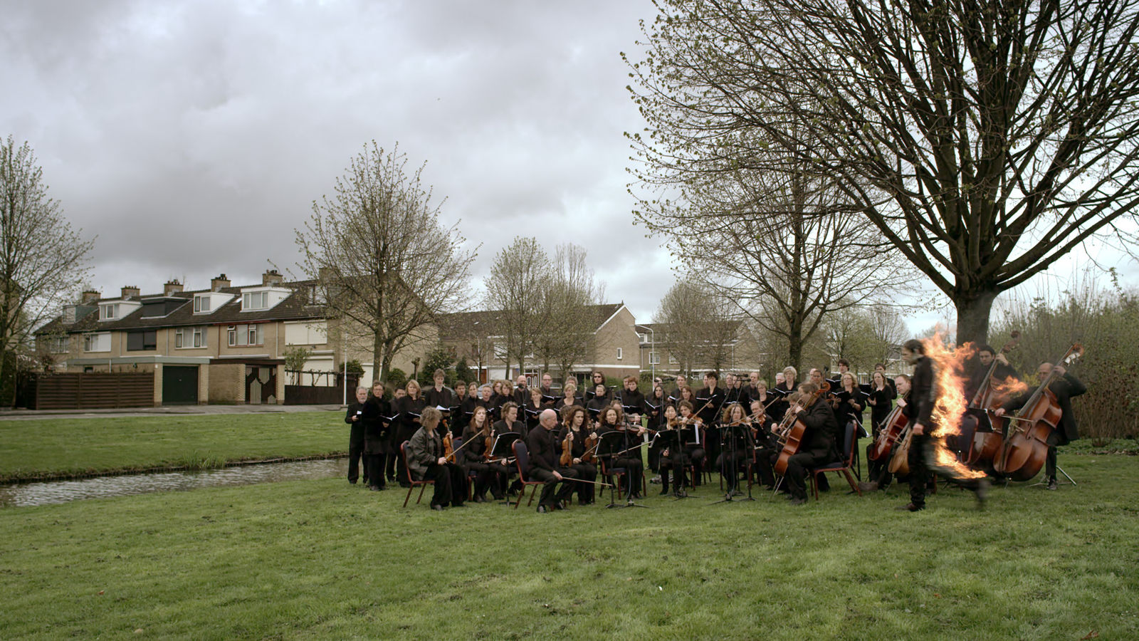 Guido van der Werve, Nummer veertien, home (video still), 2012