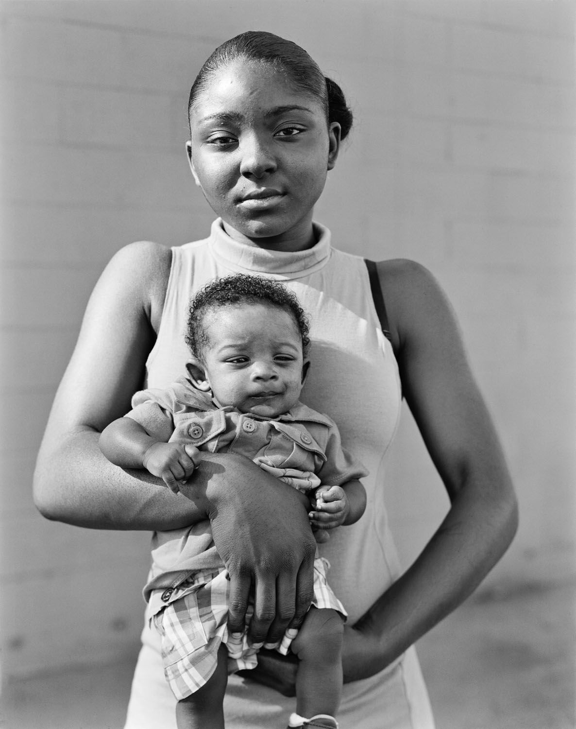 Dana Lixenberg, Shawna with her son Kashmir, 2013