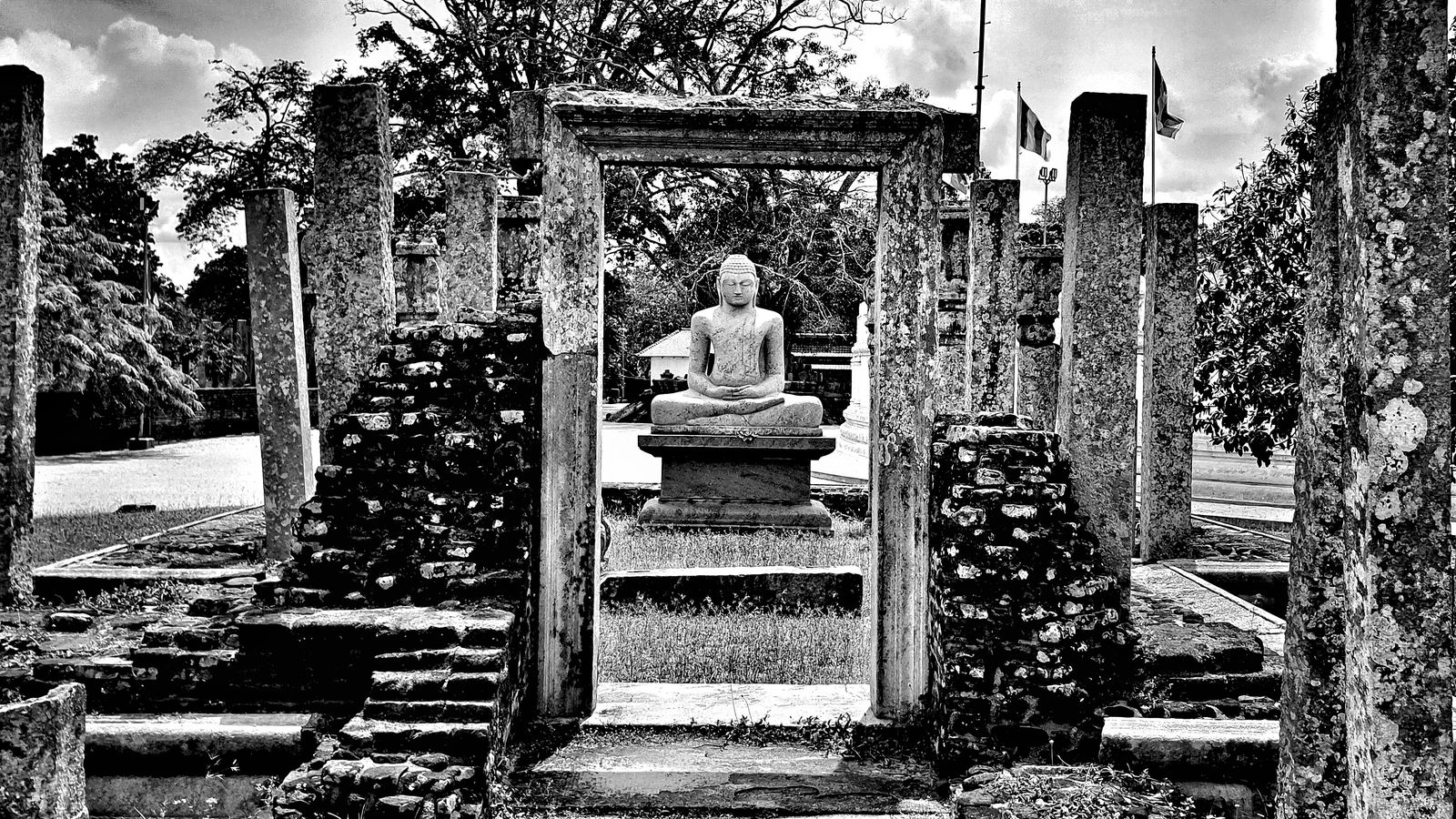 William Dalrymple, Sacred Enclosure II, 2021