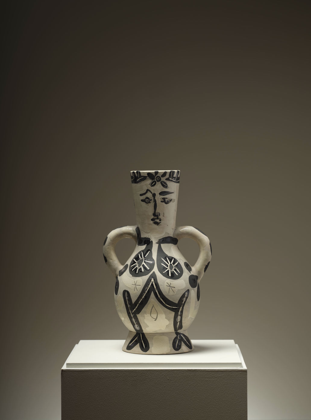 PABLO PICASSO, Vase Deux Anses Hautes (A.R. 141), 1952