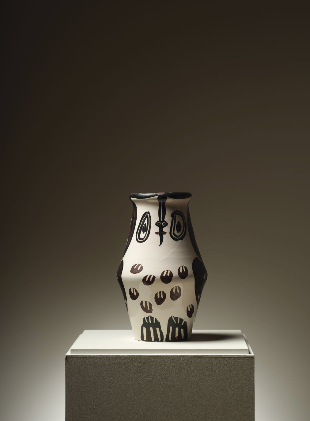 PABLO PICASSO, Hibou Marron Noir, (A.R.123), 1951