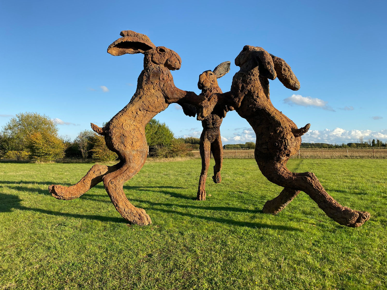 Sophie Ryder, Dancing Hares , 1998