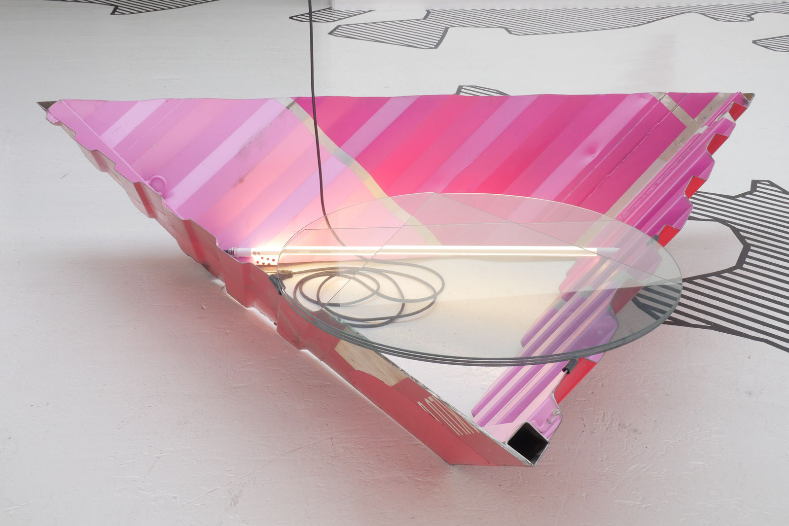 LOT-EK, #16 3D Pyramid Top+Side+Front Barnacle Table, 2023