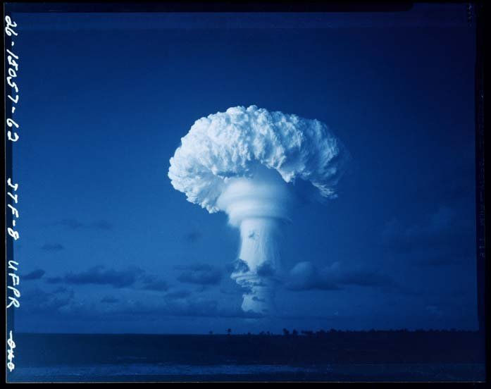 Michael Light, 100 SUNS: 081 TRUCKEE, 2003