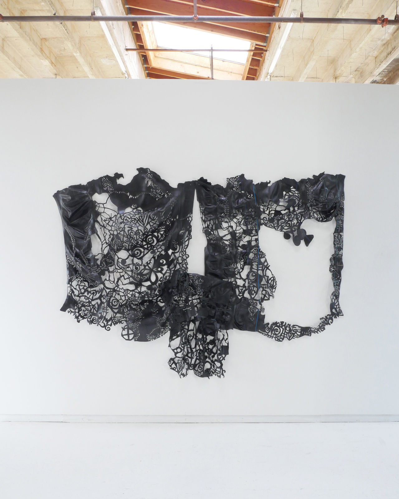 Alexandre Kyungu Mwilambwe, La frontière trouée (The Hole in the Border), 2023