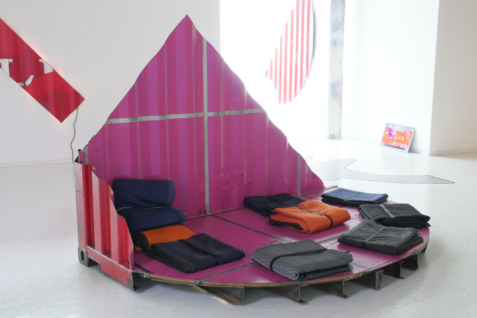 LOT-EK, #24 3D Triangle+Circle Bottom+Side+Front with Corner Casting Lounge, 2023