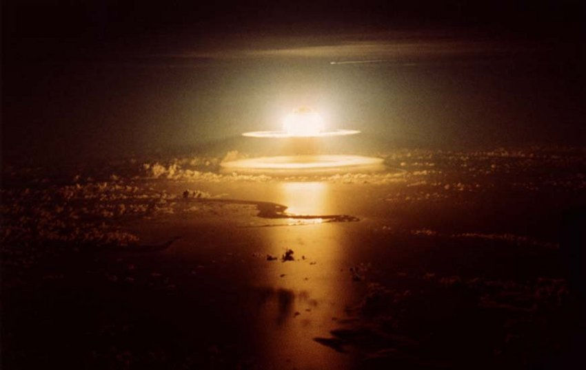 Michael Light, 100 SUNS: 074 YESO, 2003