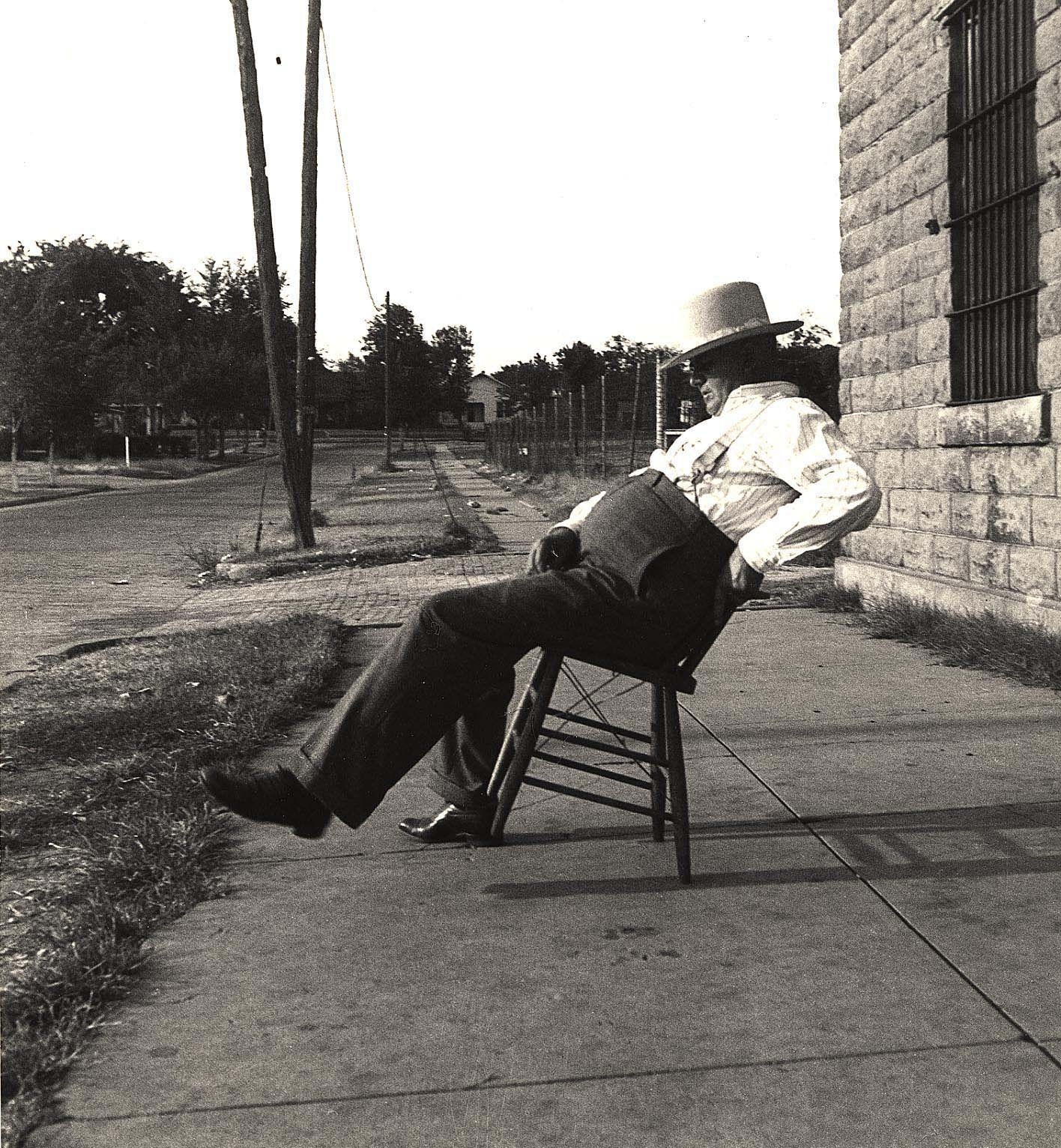 Dorothea Lange, Sheriff, Waggoner, OK, 1937