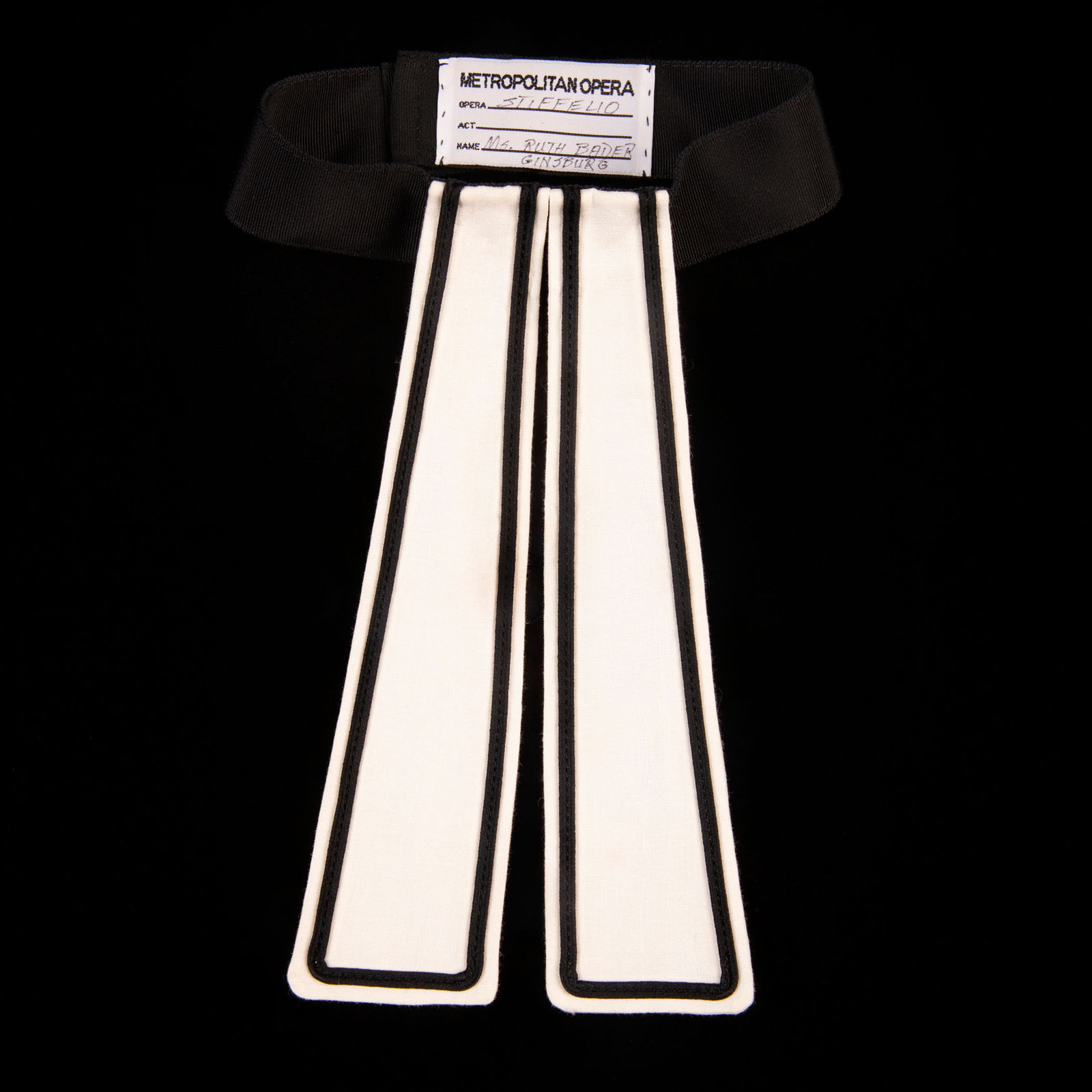 Elinor Carucci Ruth Bader Ginsburg RBG collar