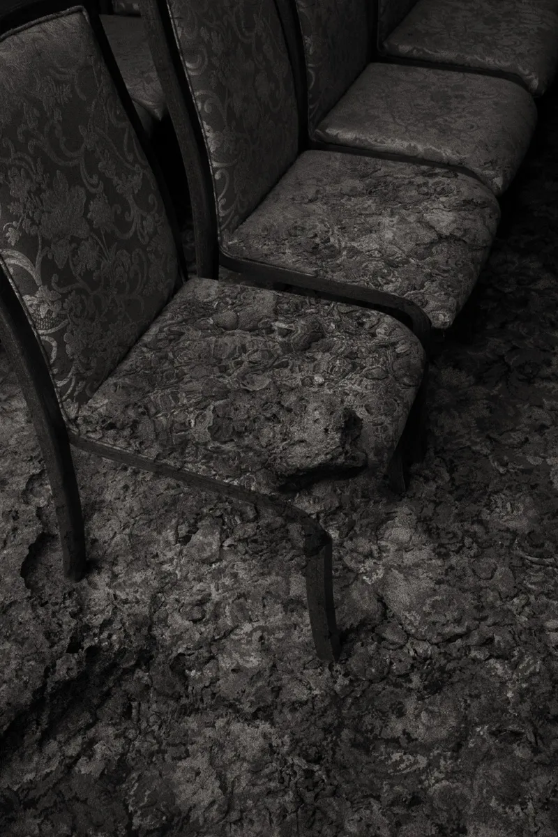 Yoko Mazuki, The Beach Under The Chair, 2024