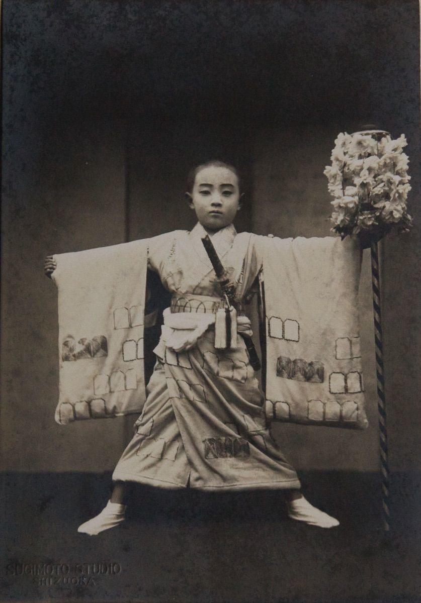 Vernacular Photography, Sugimoto Studio Shizuoka - Child in traditional dress, c1920