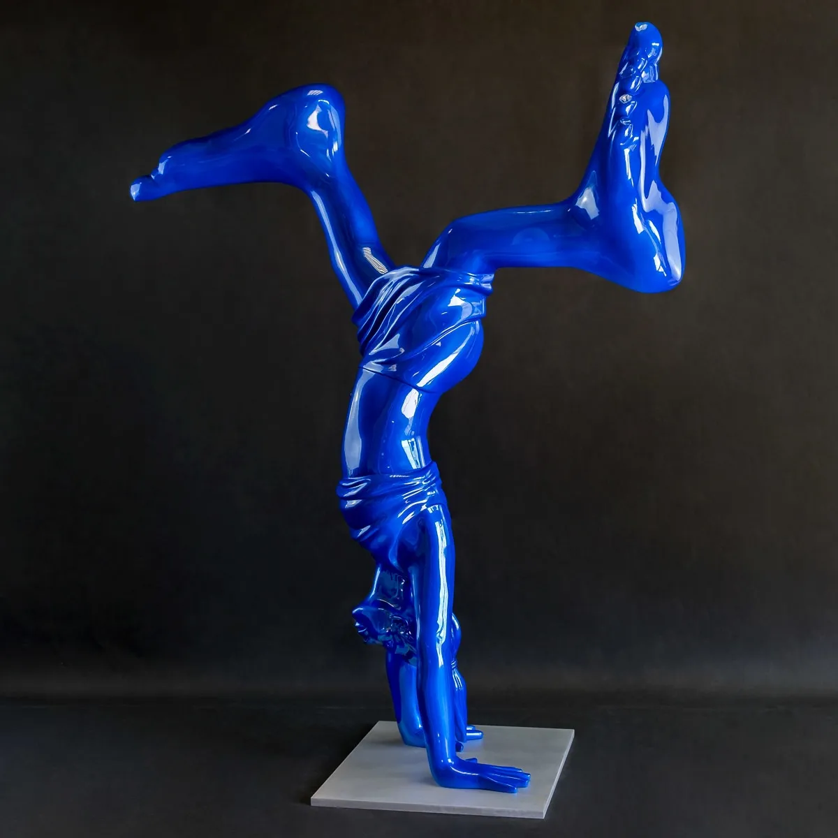 La Nena 100 Resin Blue