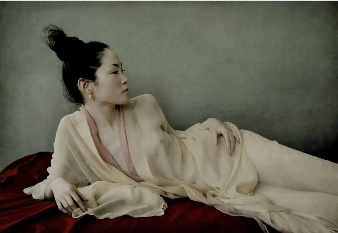 Billy und Hells, Shuang