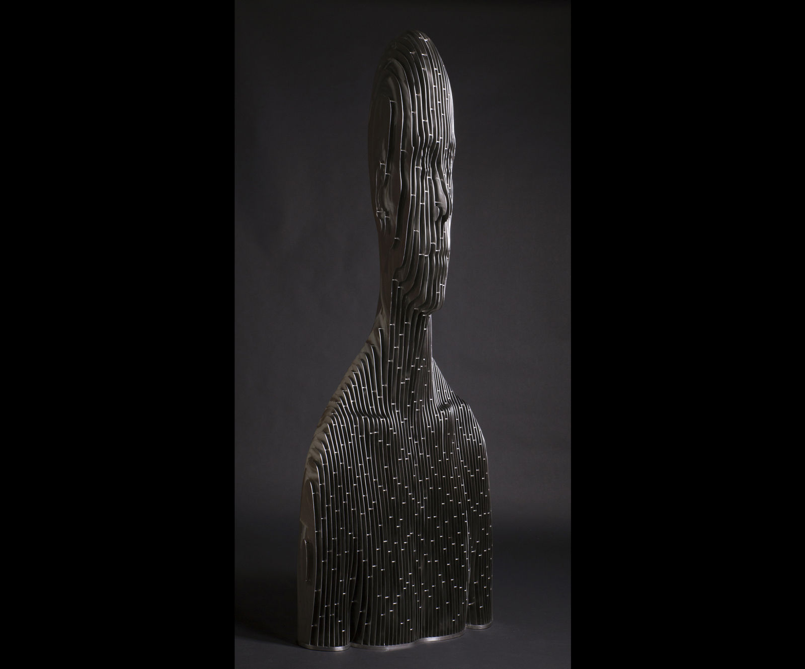 Julian Voss-Andreae, Head, 2019