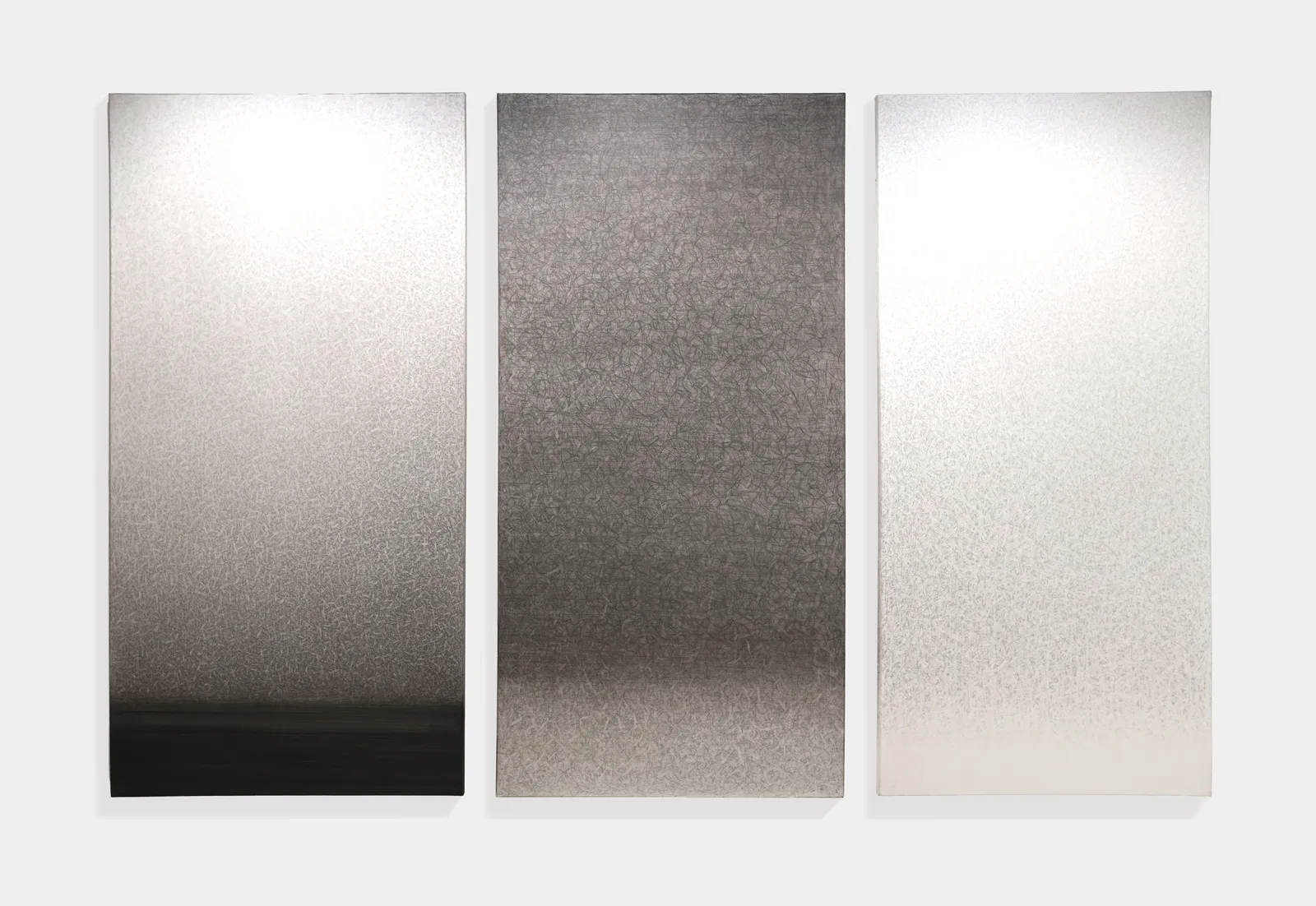 Danja Akulin, Three rooms, 2004