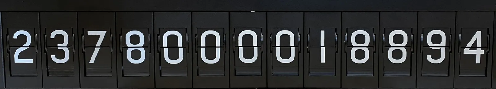 Katie Paterson, —there lay the Days between—, 2021