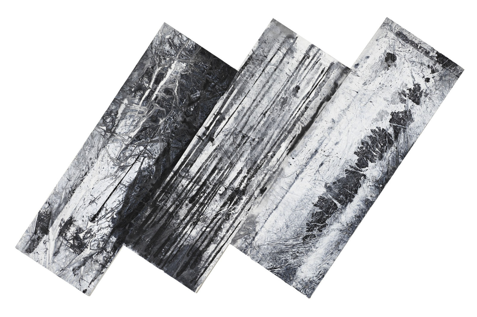 Zheng Chongbin 郑重宾, Three Surfaces 三面体, 2012