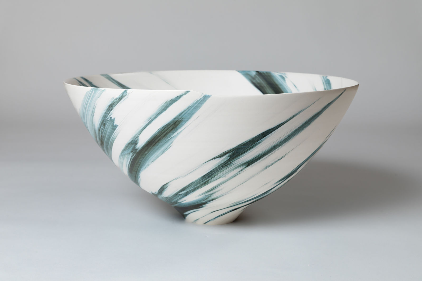 Nobuo Nishida, Blue Vessel 碧の器, 2024