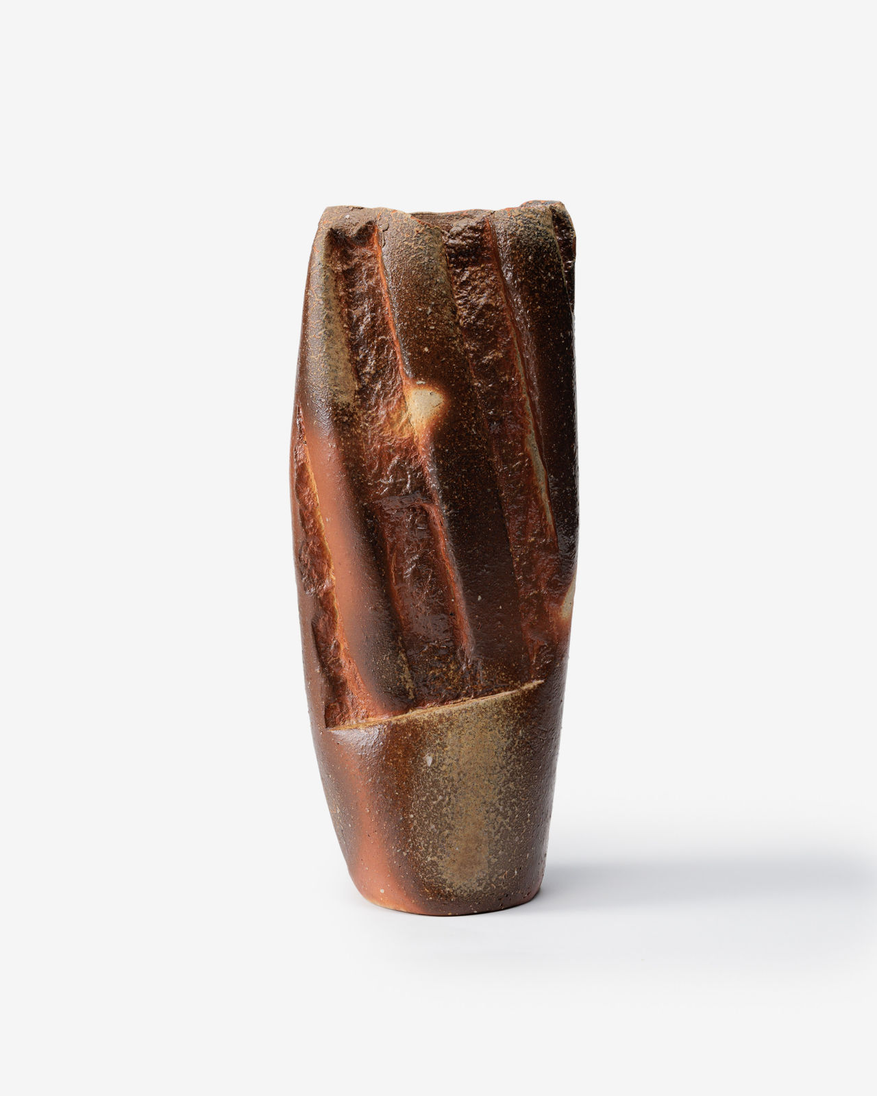 打文花器 Damon Vase | Koichiro Isezaki's Japanese ceramics | Ippodo Gallery Tokyo - New York