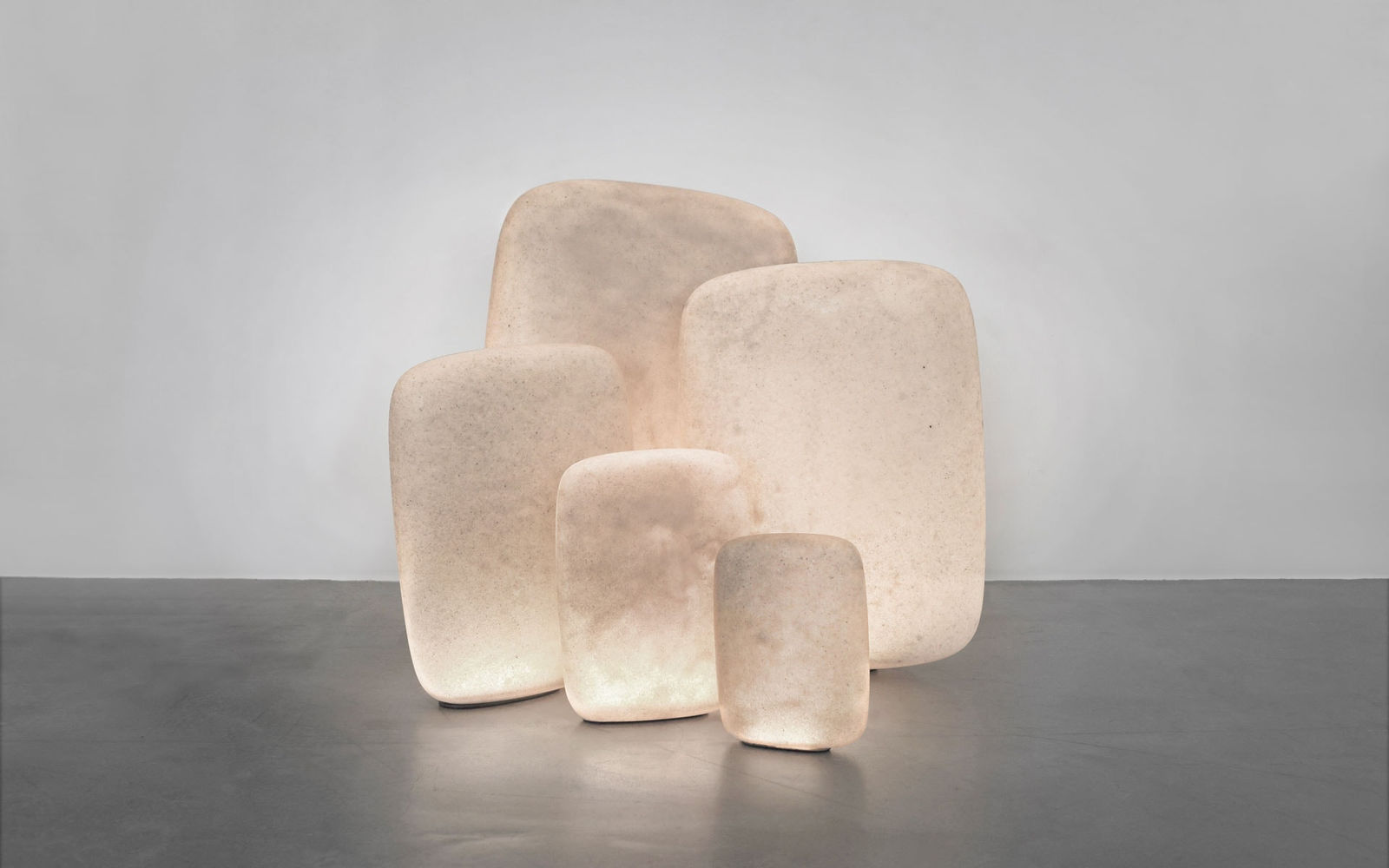 YMER&MALTA / Sylvain Rieu-Piquet, Galet, Akari Unfolded Collection for the Noguchi Museum, 2018