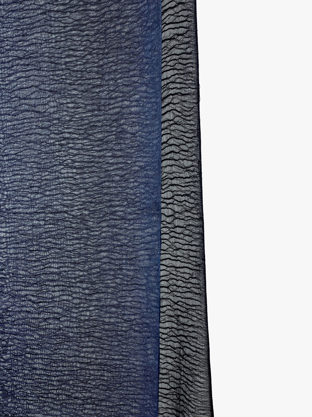 Shihoko Fukumoto | Time Space 時空 | 1991 | Linen, indigo | Ippodo Gallery