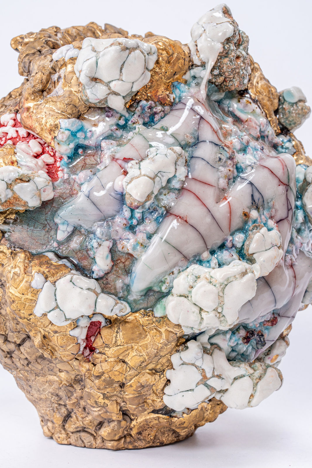 Kodai Ujiie, Black Gold White Glaze Medium Jar 黒釉金彩交白釉中壺, 2025