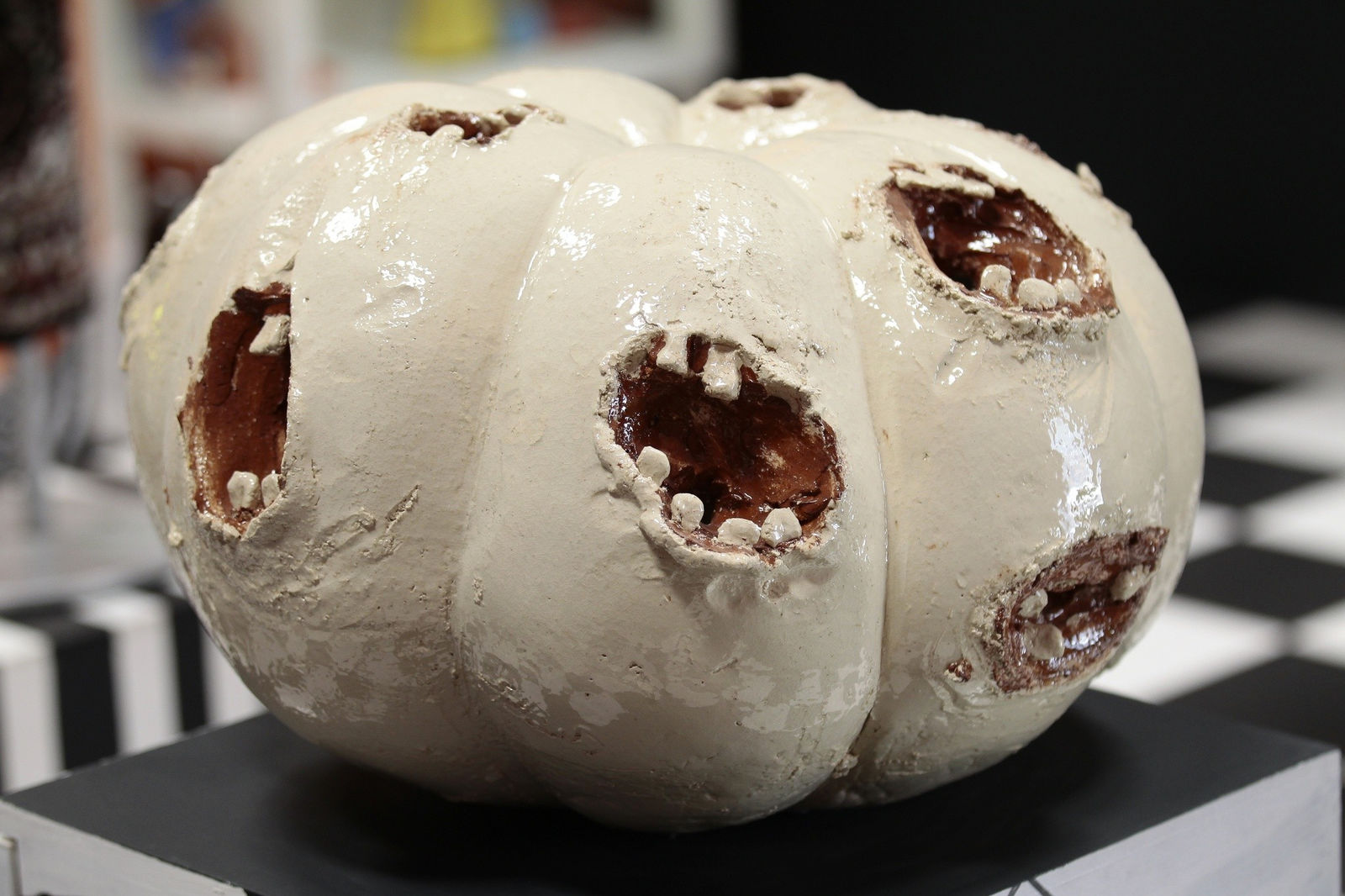 Rokni Haerizadeh, Screaming Pumpkin, 2010