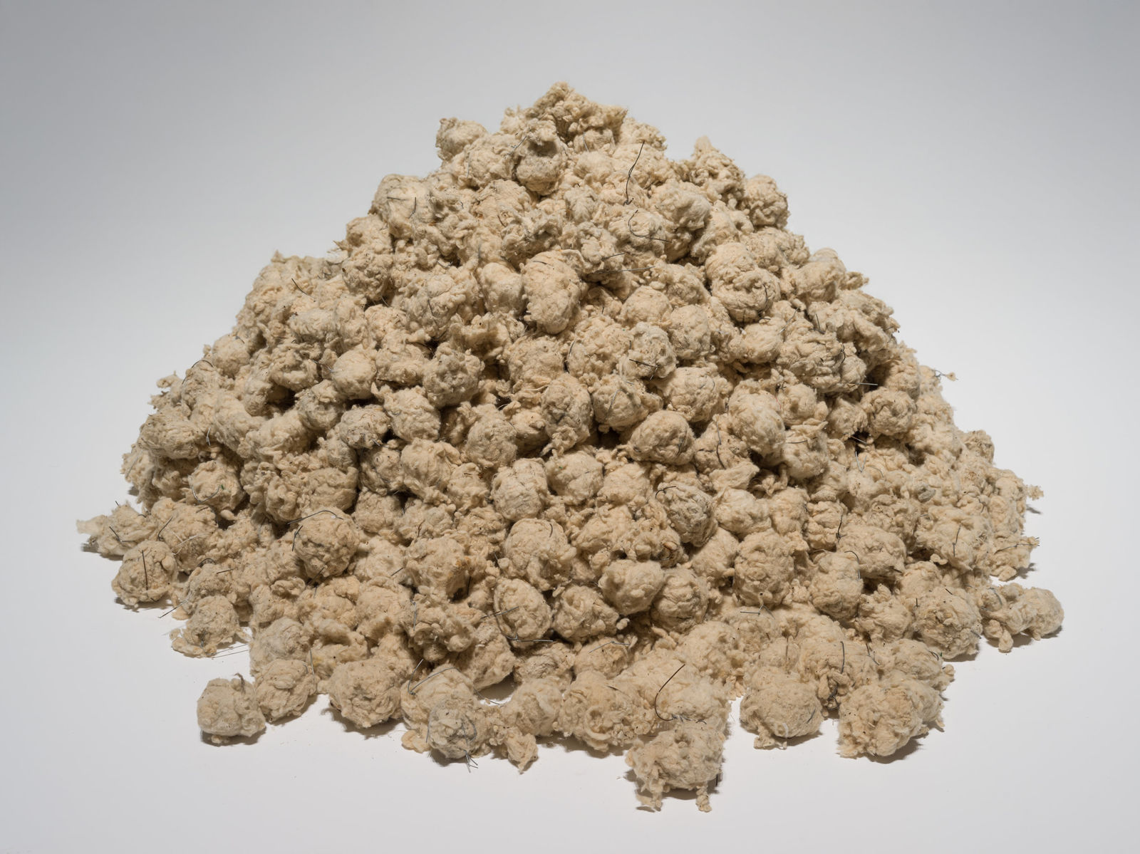 Hassan Sharif, Cotton and Wire, 1995