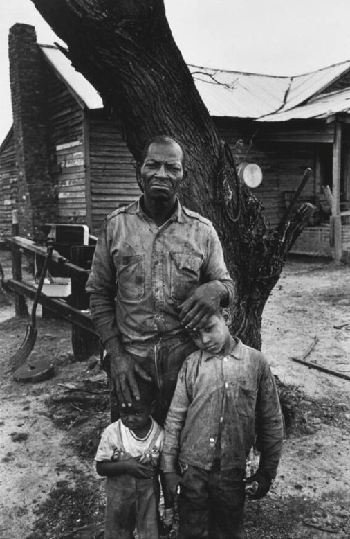 Bruce Davidson, Time of Change (Mr. Harralson and sons, Alabama), 1965