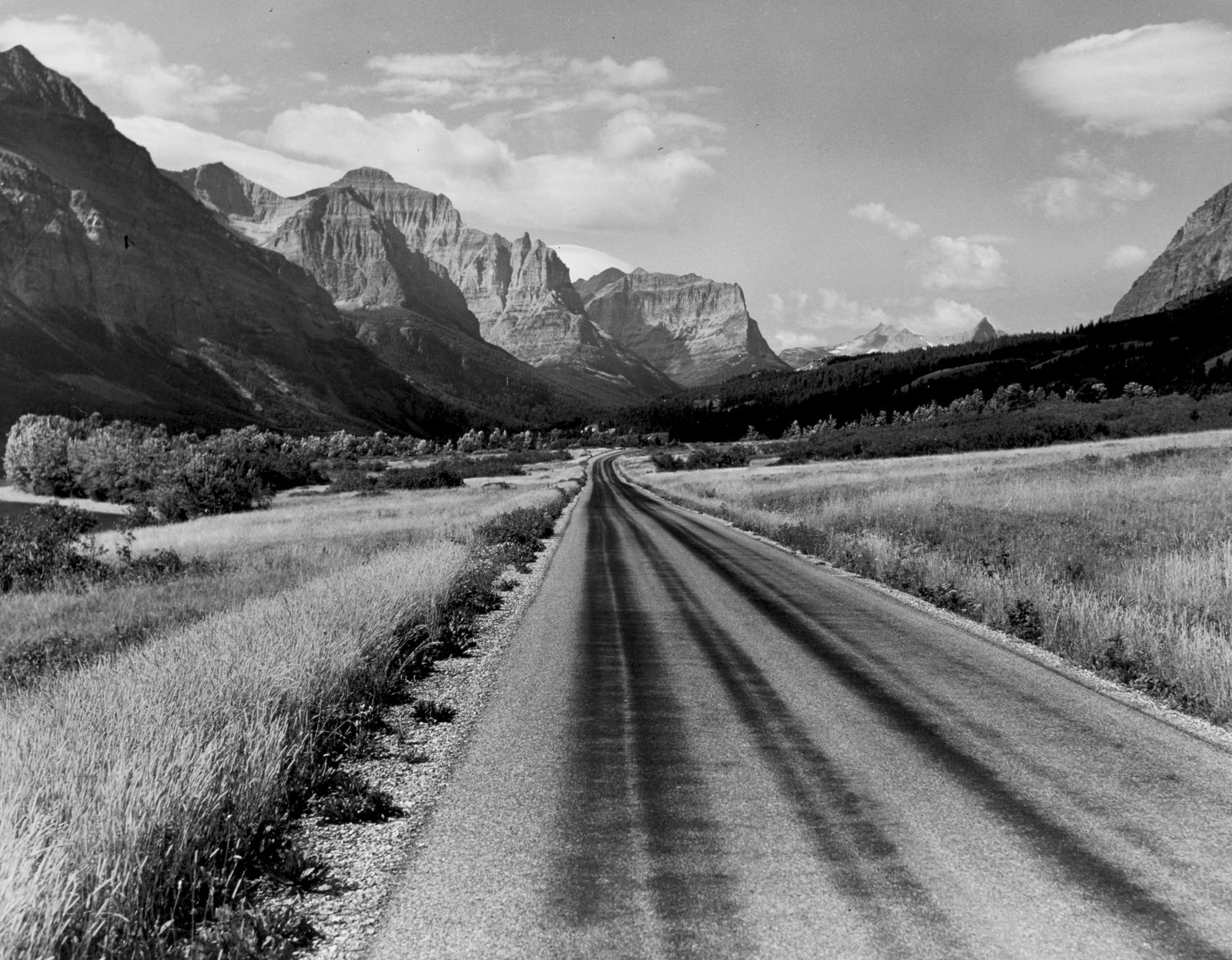 Marion Post Wolcott, Glacier National Park, Montana (FSA #58119-D), 1941