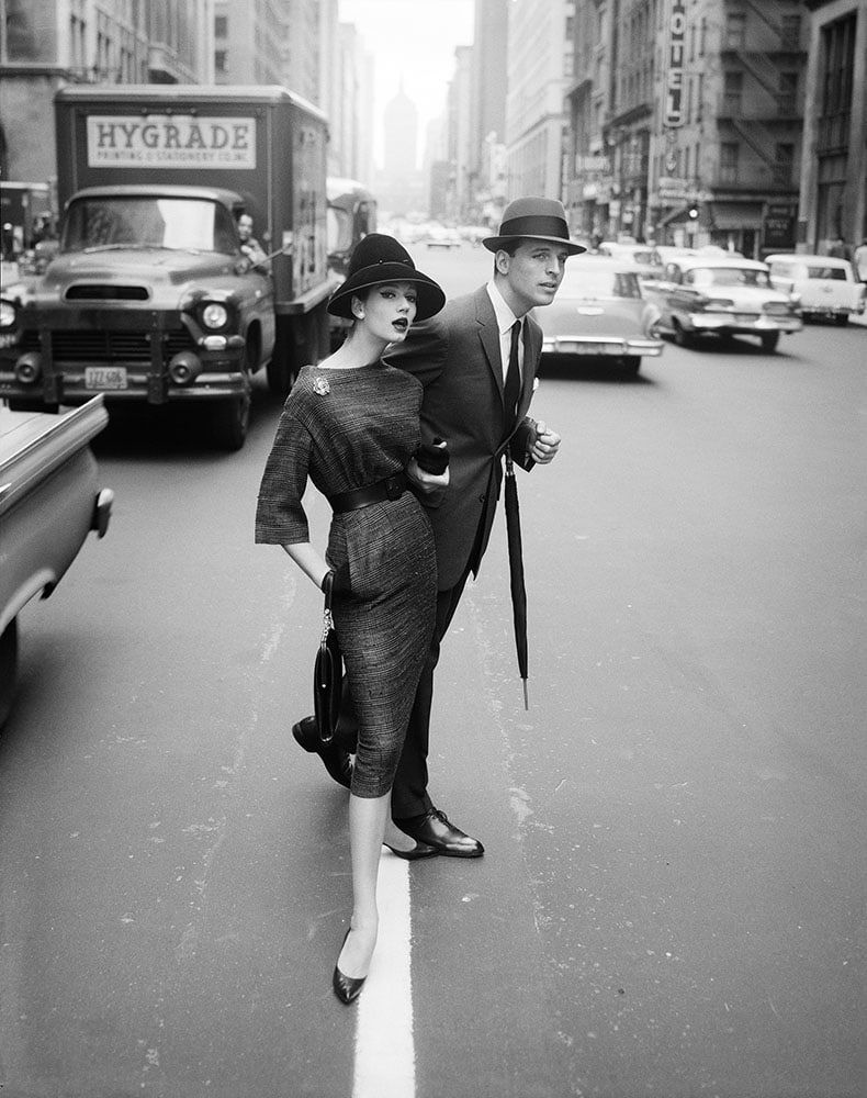 William Helburn, Simone D'Aillencourt Crossing the Street, Park Avenue South, New York, NY, 1959