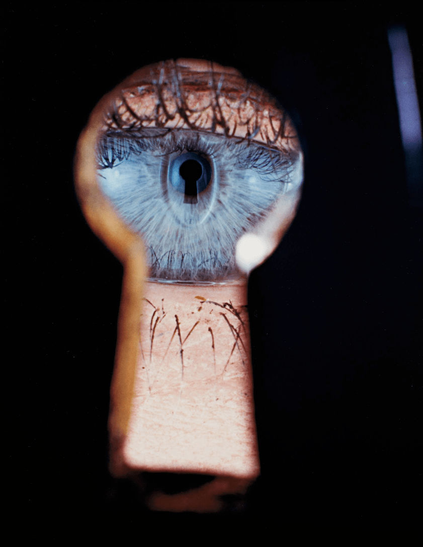 Irving Penn, Eye in Keyhole, New York, 1953