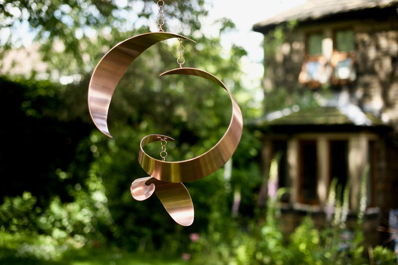 Juliet and Jamie Gutch, Untethered