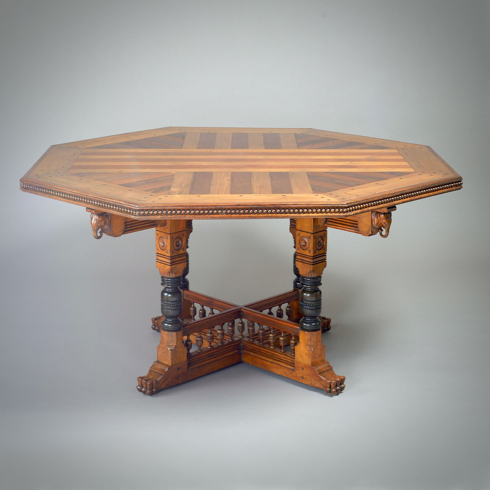 UNUSUAL ANGLO-INDIAN CENTRE TABLE