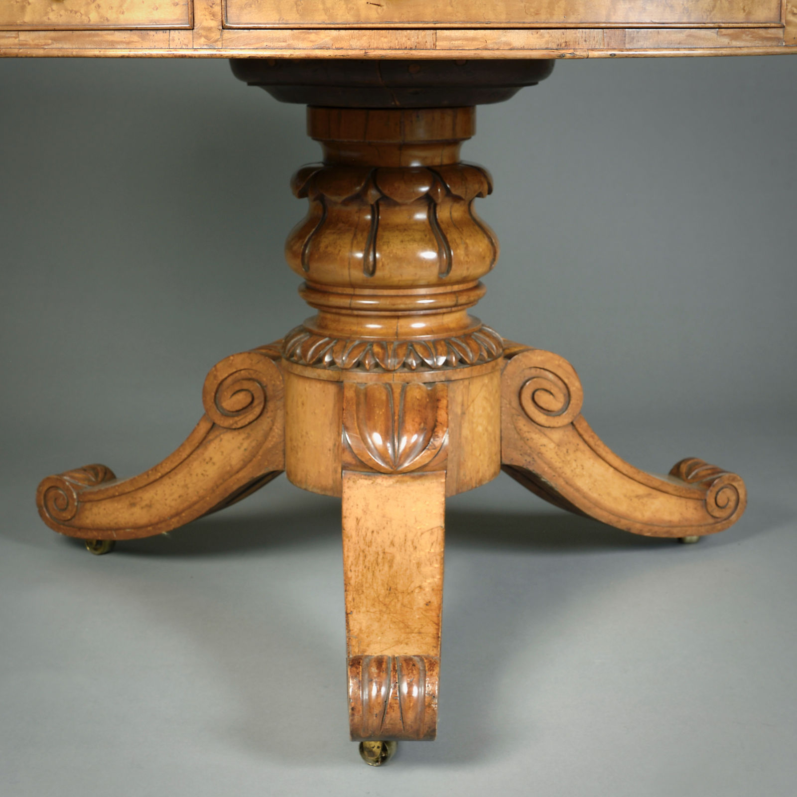 GEORGE IV BURR-MAPLE CENTRE TABLE